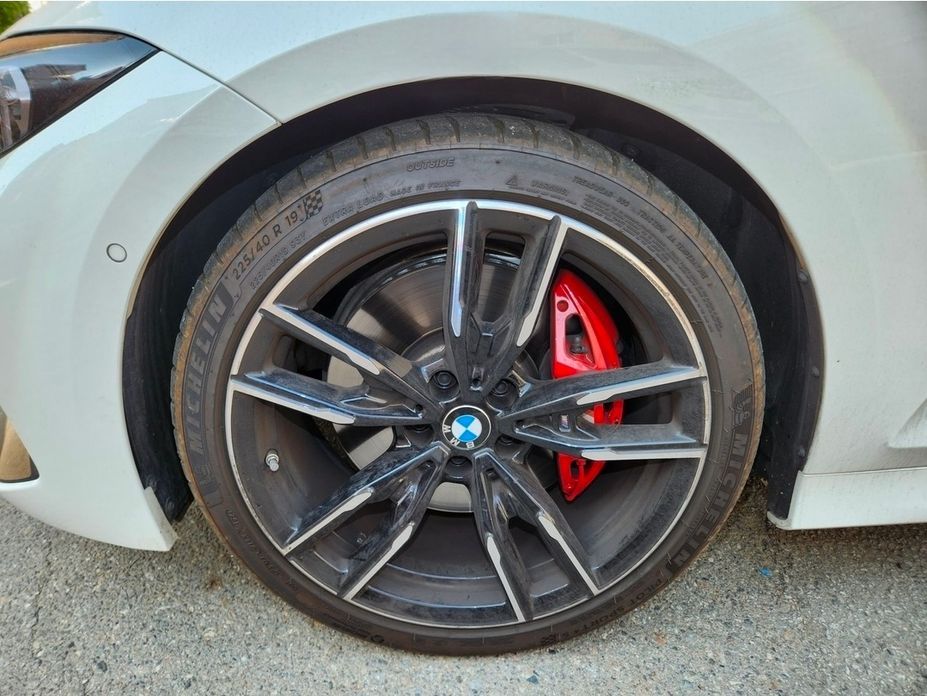 BMW 3-Series M340i Pro, 2024