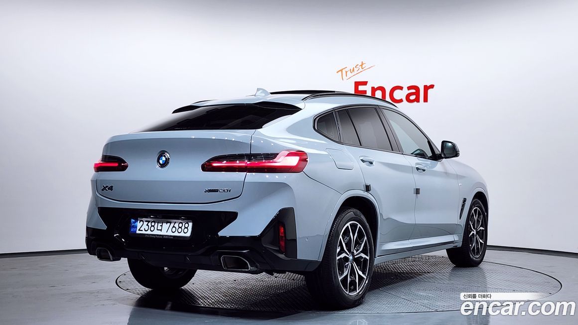 BMW X4 xDrive20i M Sport, 2023