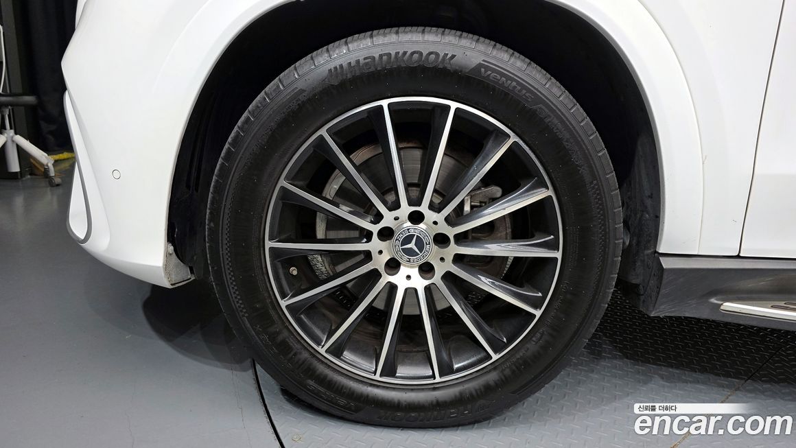 Mercedes-Benz GLE-Class GLE300d 4MATIC, 2022