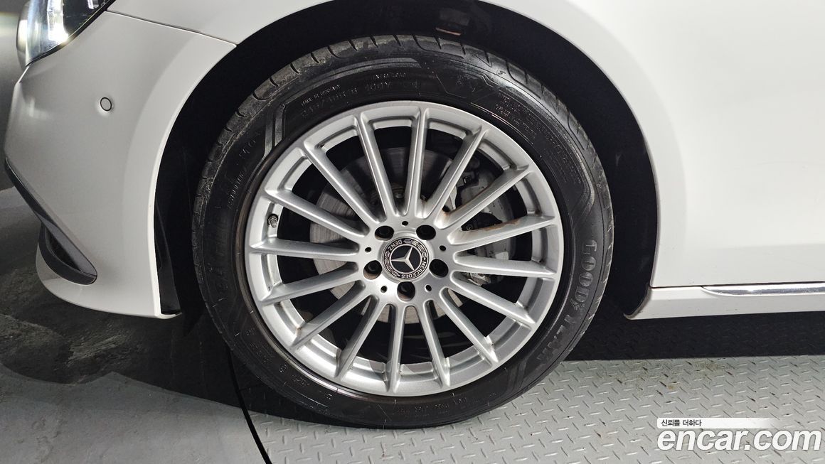 Mercedes-Benz E-Class E250 Exclusive, 2022