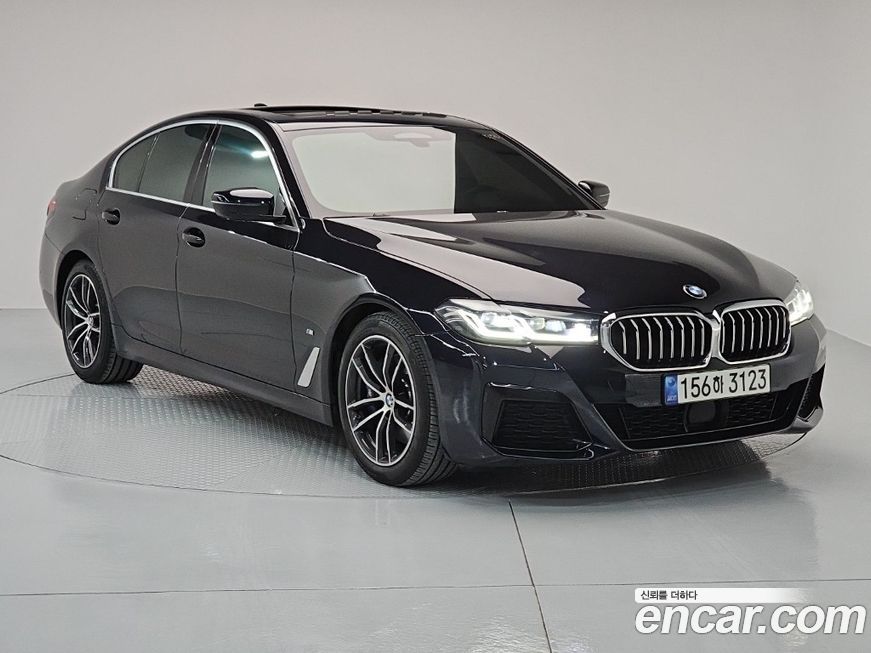 BMW 5-Series 520i M Sport, 2022