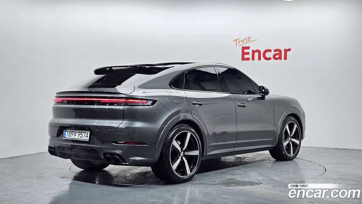 Porsche Cayenne 3.0 Coupe, 2024