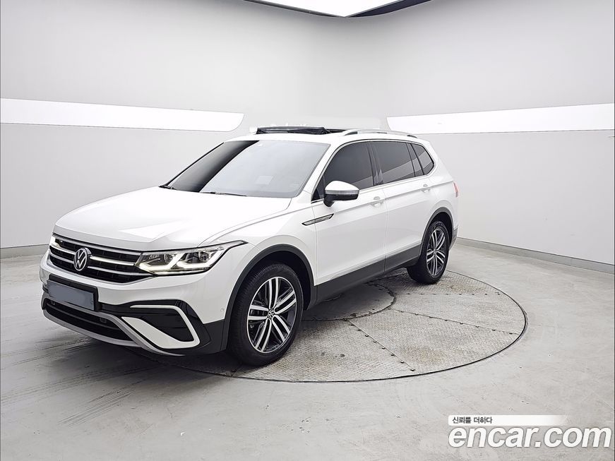 Volkswagen Tiguan 2.0 TSI Prestige, 2023