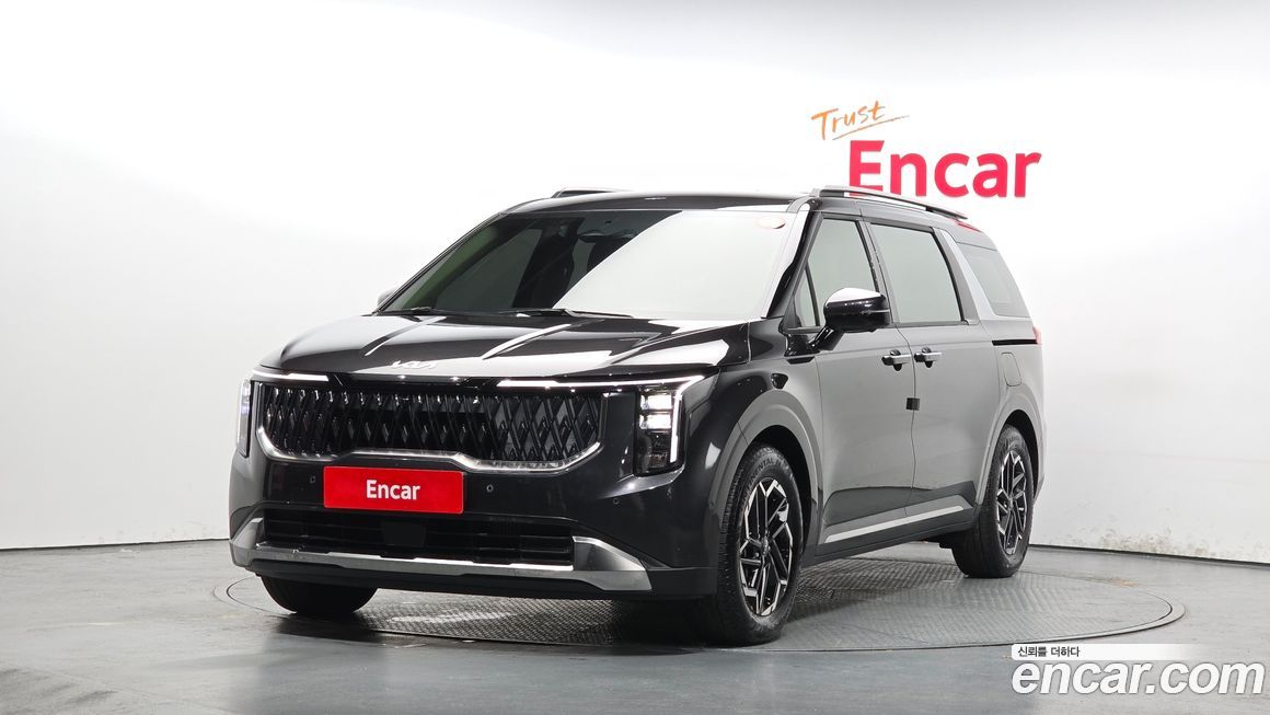 Kia Carnival 9-Seater Signature, 2025