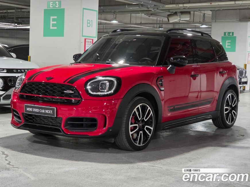Mini Countryman JCW Launch Pack, 2023