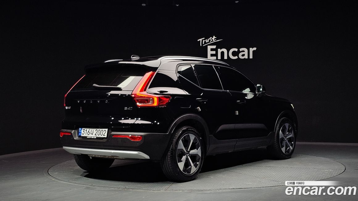 Volvo XC40 B4 Ultimate Bright, 2023