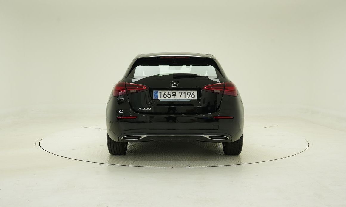 Mercedes-Benz A-Class A220 Hatchback, 2024