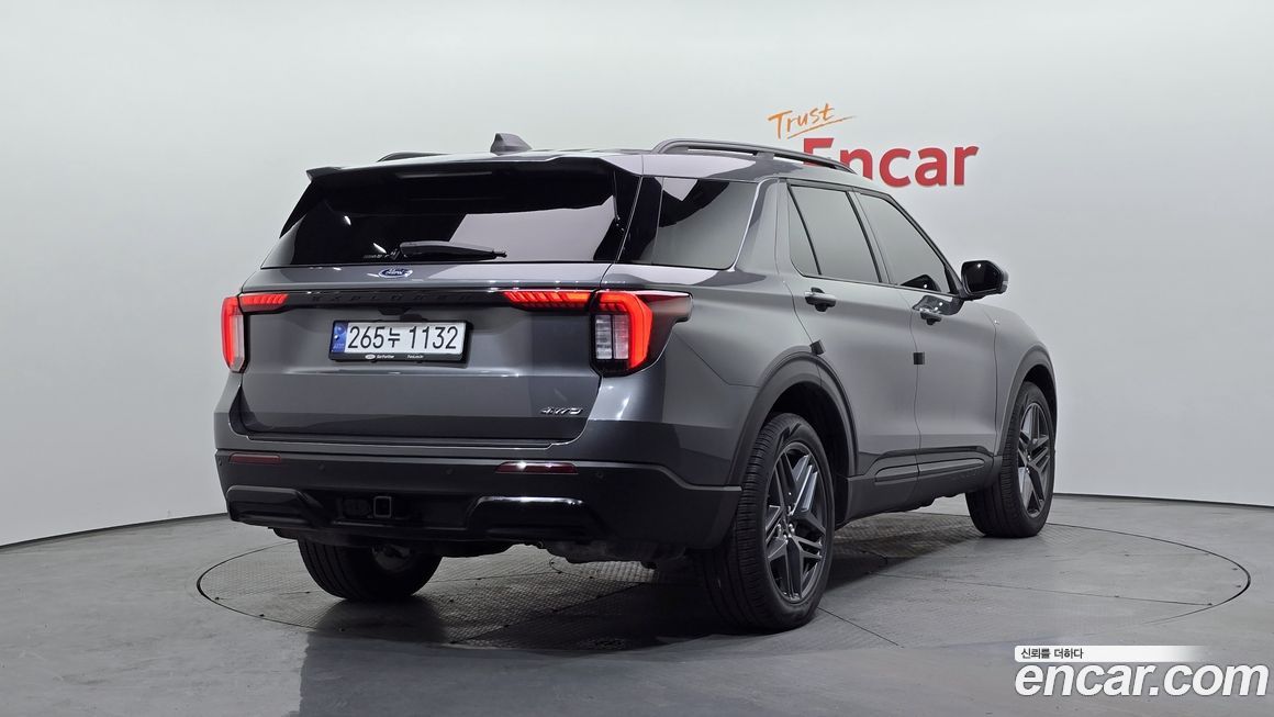 Ford Explorer 2.3 ST-Line 4WD, 2025