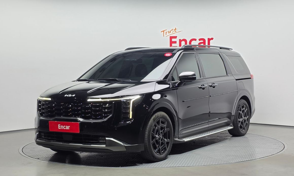 Kia Carnival 7-Seater Gravity, 2024