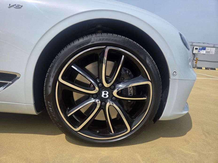Bentley Continental 4.0 GT, 2022