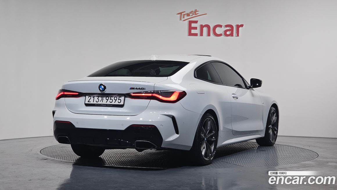 BMW 4-Series M440i xDrive Online Exclusive Coupe, 2024