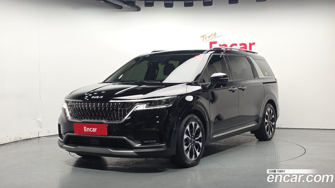 Kia Carnival 9-Seater Signature, 2023