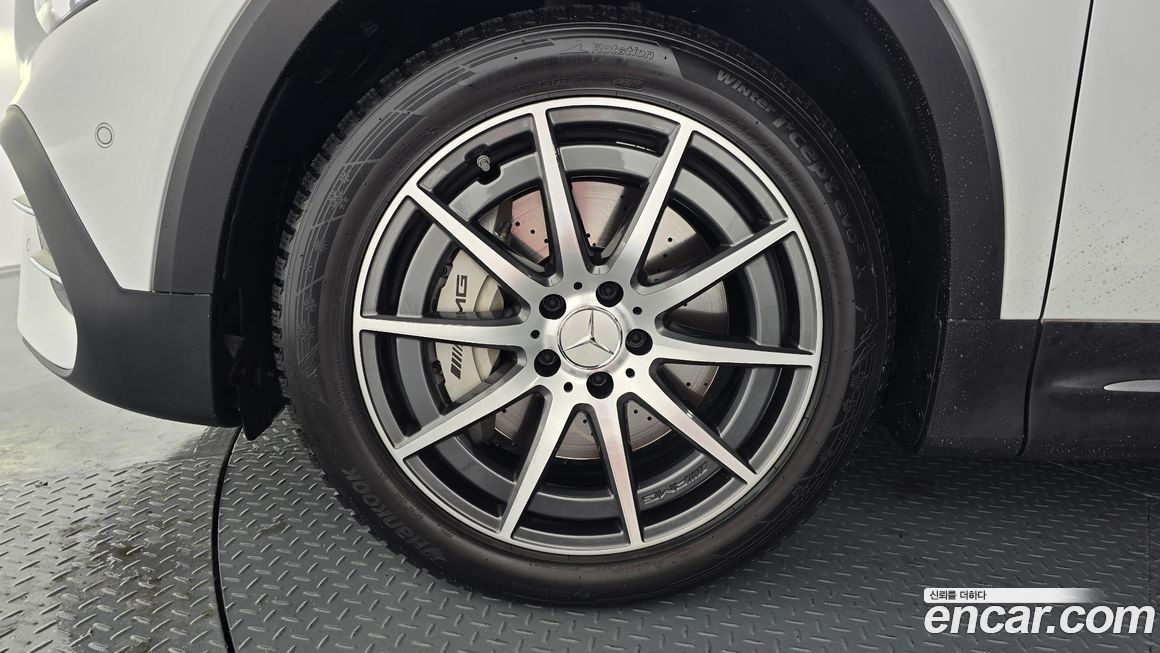 Mercedes-Benz GLB-Class AMG GLB35 4MATIC, 2023