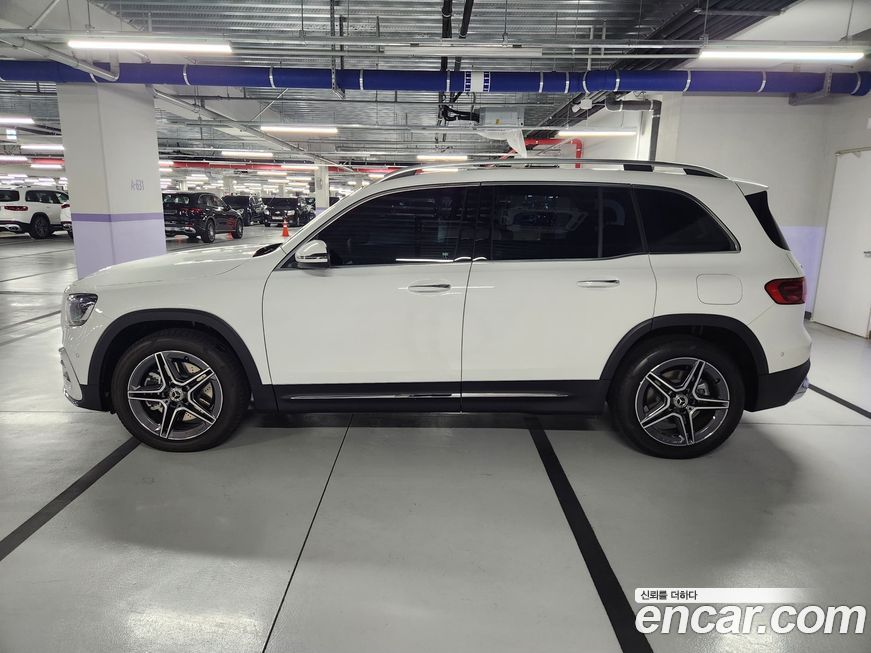 Mercedes-Benz GLB-Class GLB250 4MATIC, 2025