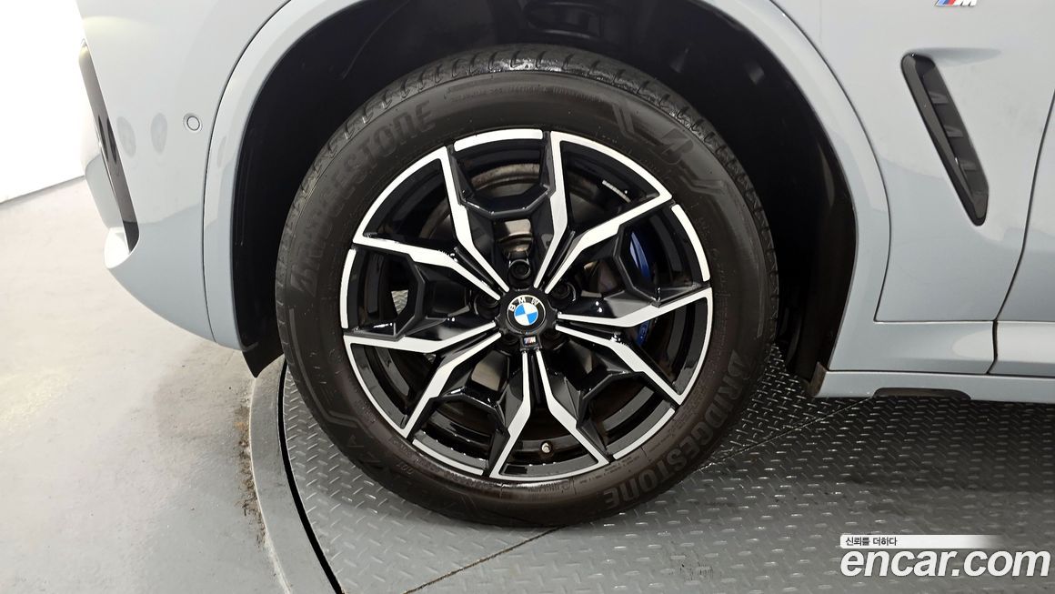 BMW X4 xDrive20i M Sport, 2024