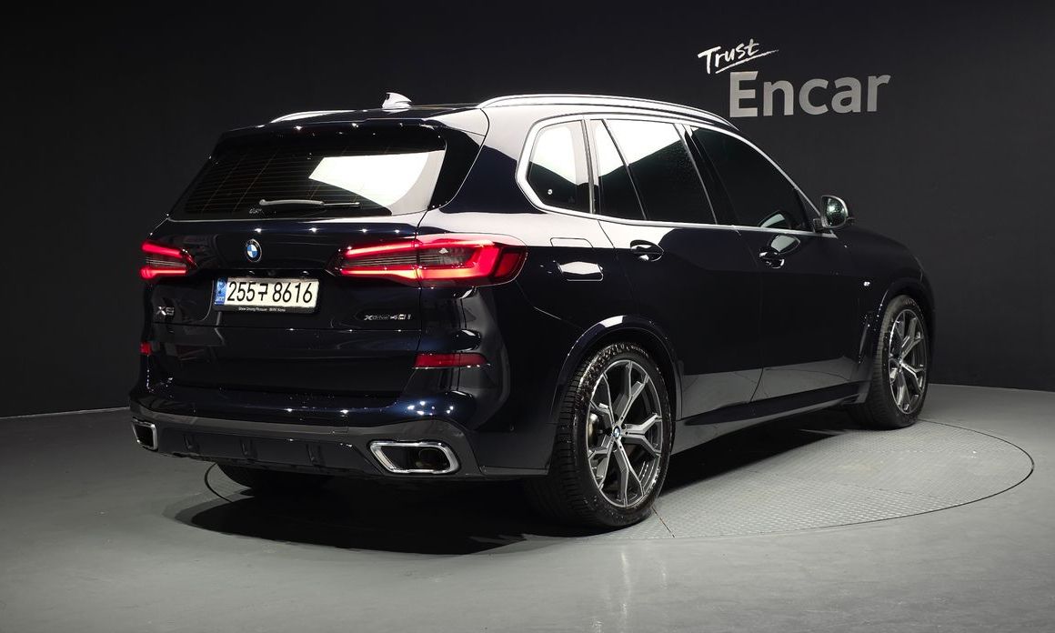 BMW X5 xDrive 40i M Sport, 2022