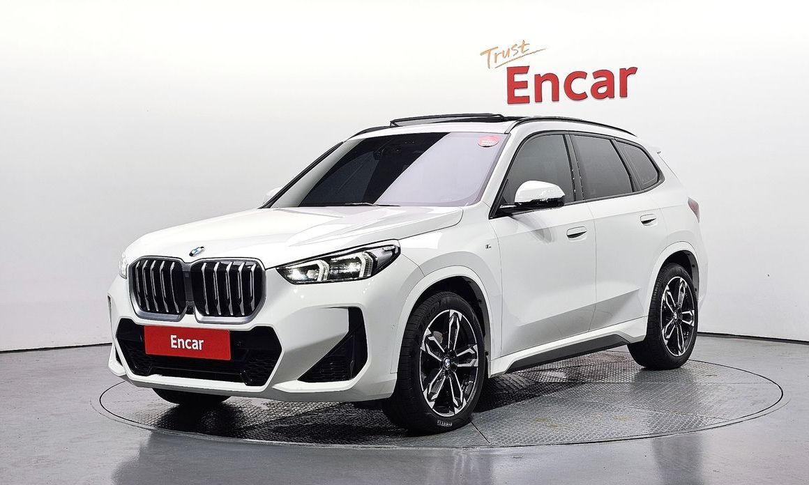 BMW X1 xDrive 20i M Sport, 2024
