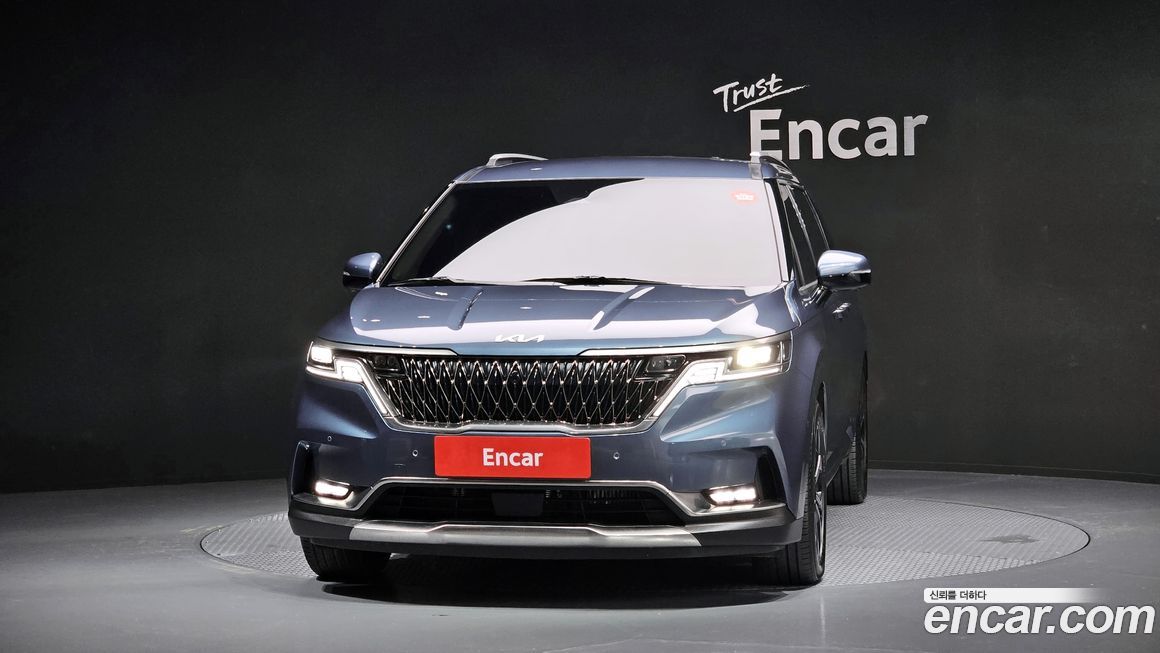 Kia Carnival 9-Seater Signature, 2023