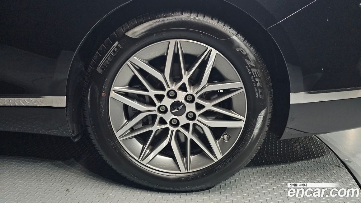 Genesis G80 Gasoline 2.5 Turbo AWD, 2025