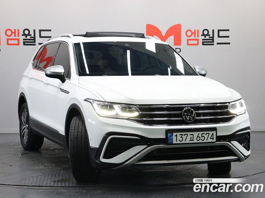 Volkswagen Tiguan 2.0 TSI Prestige, 2023