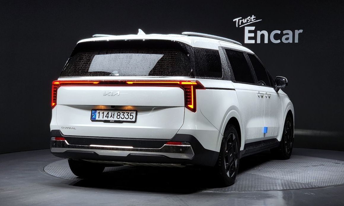 Kia Carnival 7-Seater Noblesse, 2025