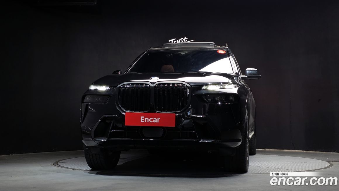 BMW X7 xDrive 40i M Sport 7STR, 2025
