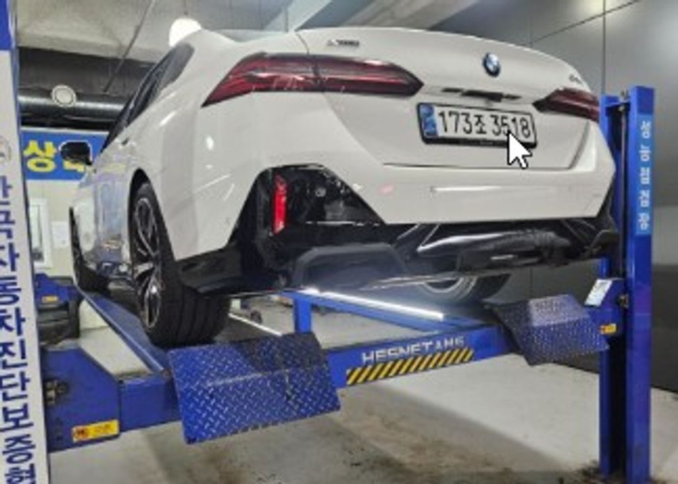 BMW 5-Series 530i xDrive M Sport, 2024