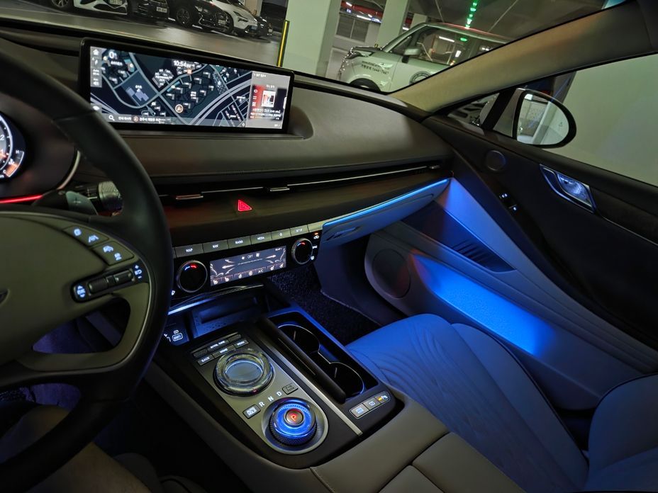 Genesis G80 Gasoline 2.5 Turbo AWD, 2022