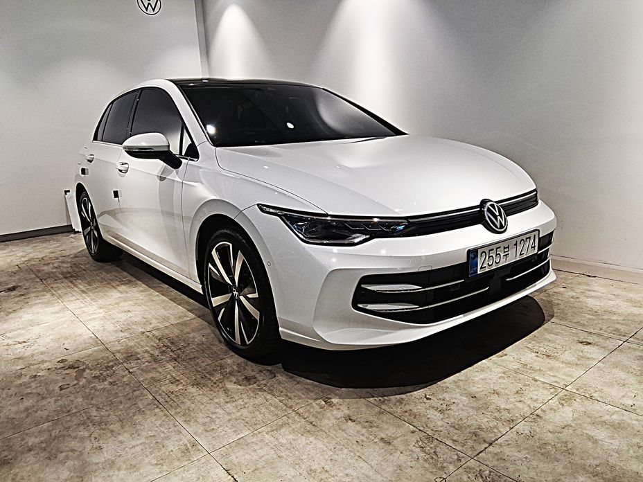 Volkswagen Golf 2.0 TDI Prestige, 2025