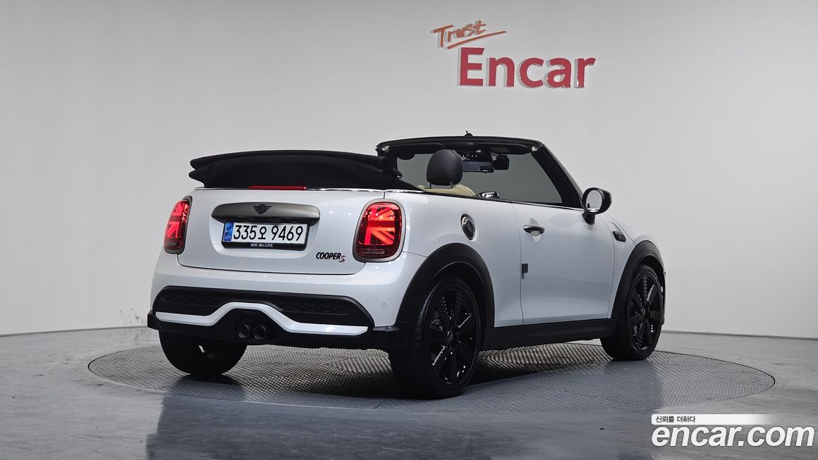 Mini Cooper Convertible Resolute Edition, 2024
