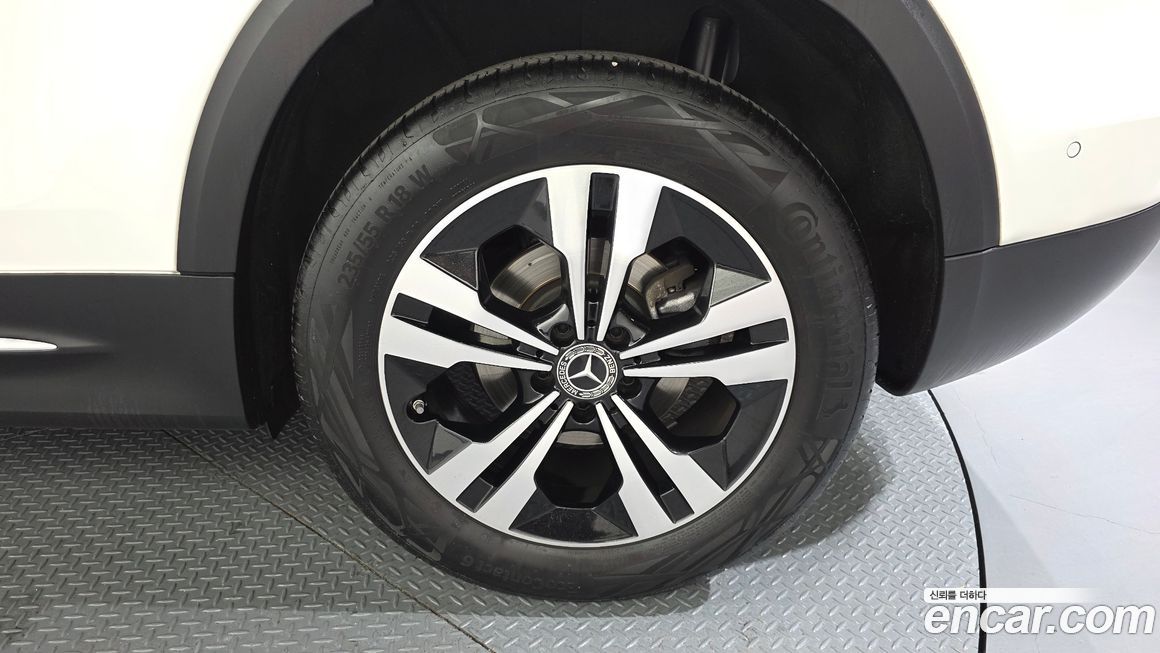 Mercedes-Benz GLB-Class GLB200 d, 2023