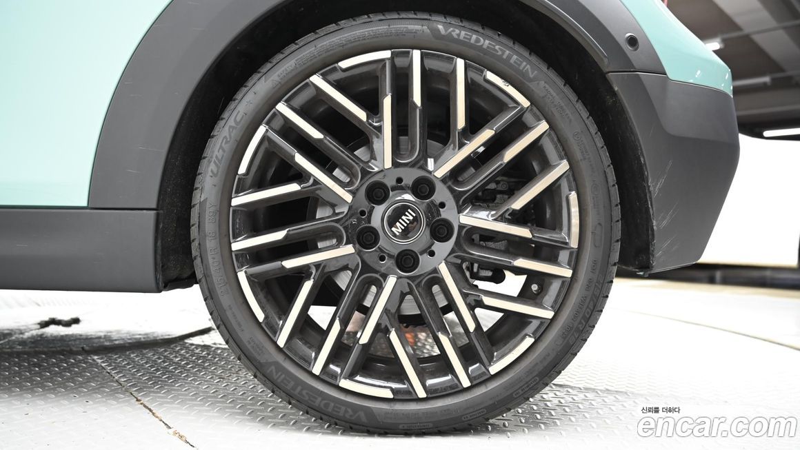 Mini Cooper Convertible Favoured, 2025