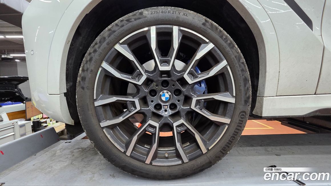 BMW X6 xDrive40i M Sport, 2025
