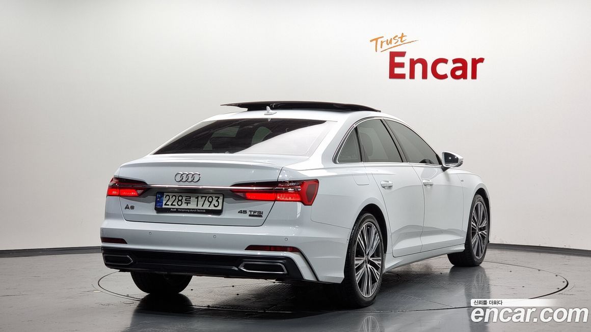 Audi A6 45 TFSI Quattro Premium, 2023