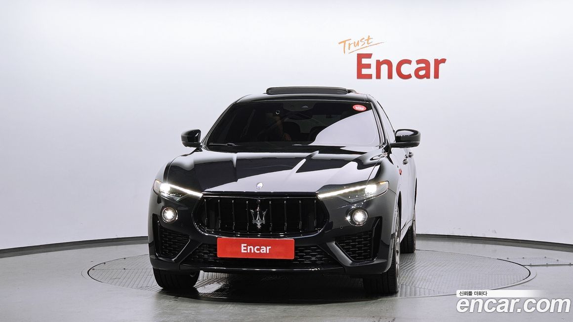 Maserati Levante 3.0 S AWD Modena, 2021