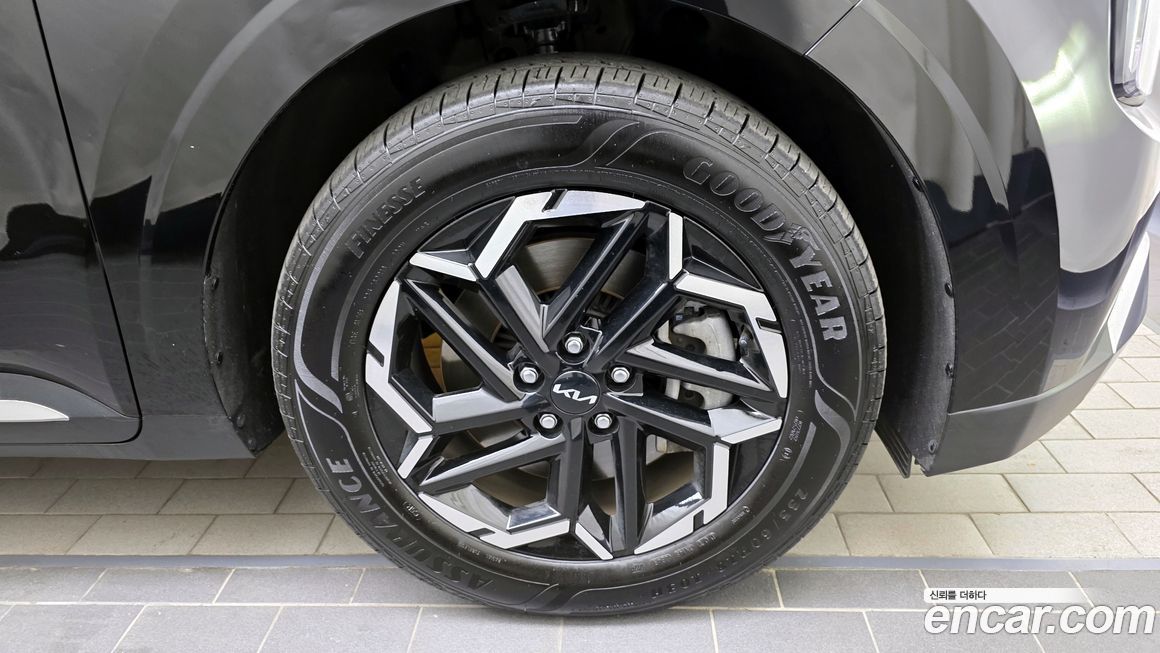 Kia Carnival 9-Seater Noblesse, 2024