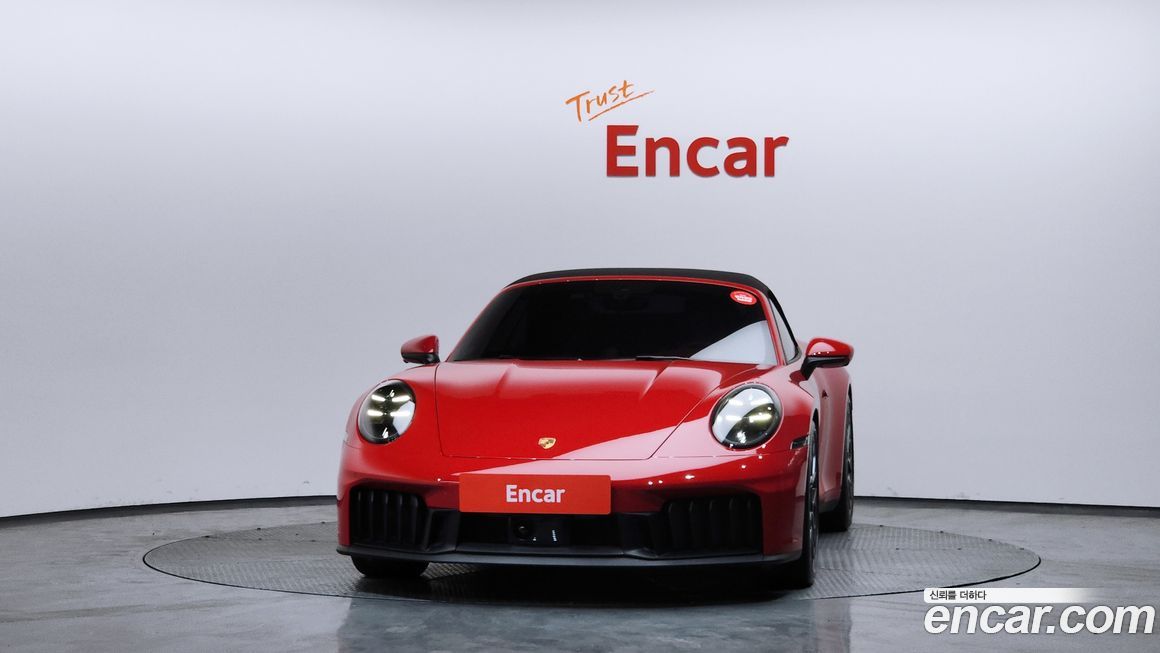 Porsche 911 Carrera GTS Cabriolet, 2025