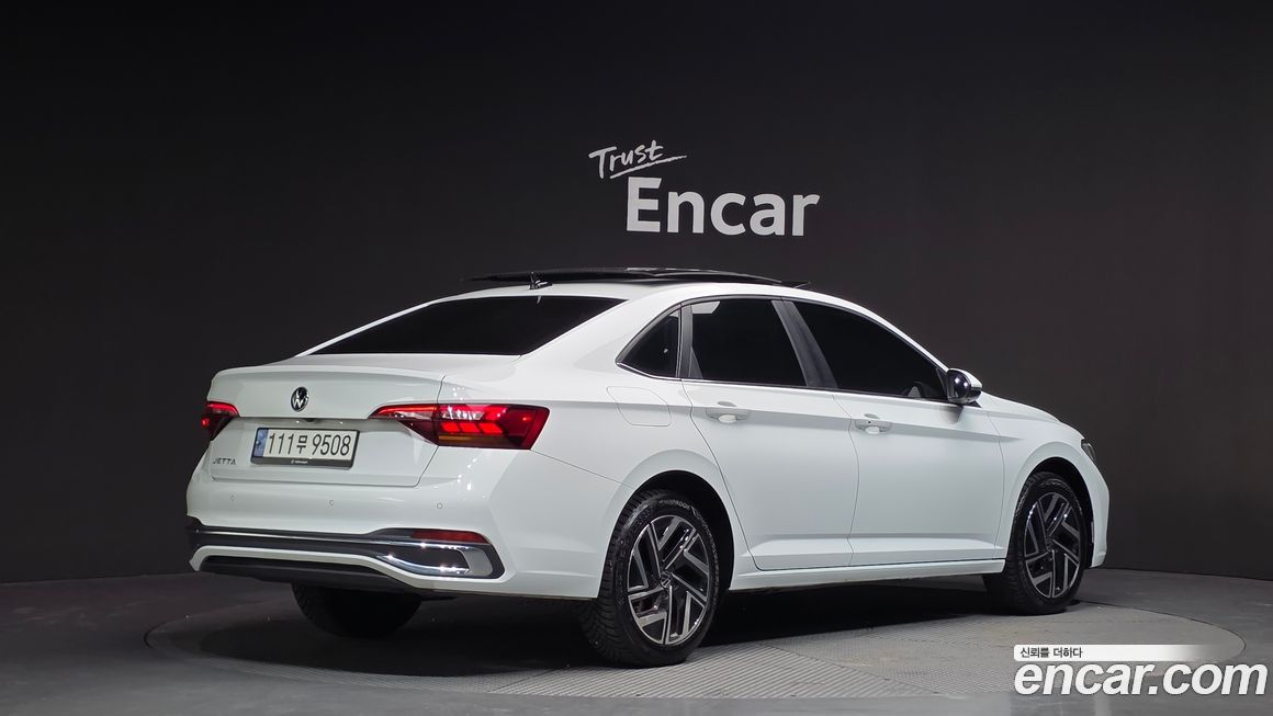 Volkswagen Jetta 1.5 TSI Prestige, 2023