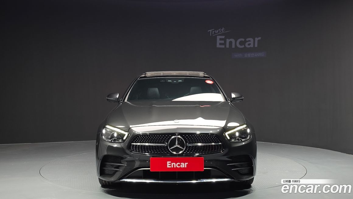 Mercedes-Benz E-Class E350 4MATIC AMG Line, 2022