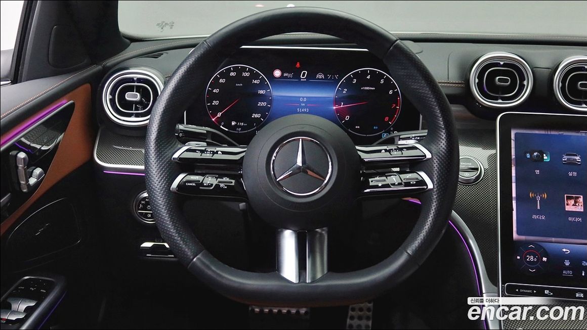 Mercedes-Benz C-Class C300 4MATIC AMG Line, 2023