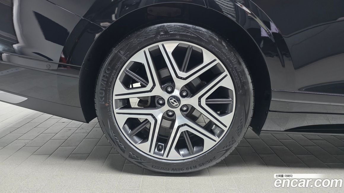 Hyundai Grandeur 2,5 Gasoline 2WD, 2024