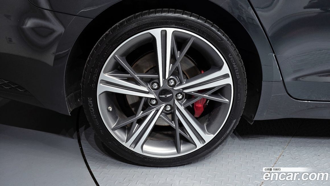 Genesis G70 Gasoline 2.5T 4WD, 2024