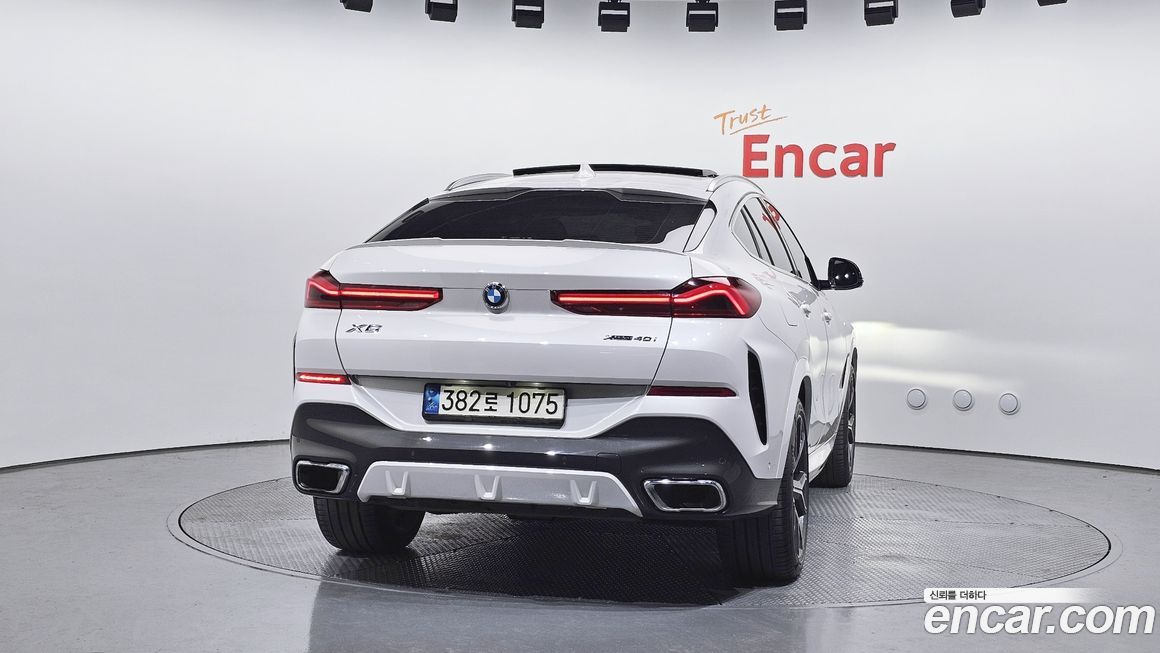 BMW X6 xDrive40i M Sport, 2021