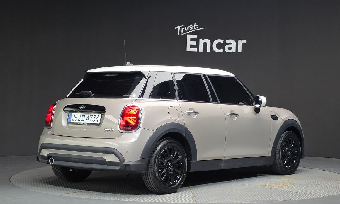 Mini Cooper 5Door Classic, 2024