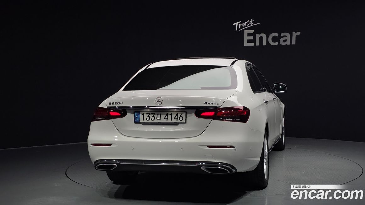 Mercedes-Benz E-Class E220d 4MATIC Exclusive, 2023