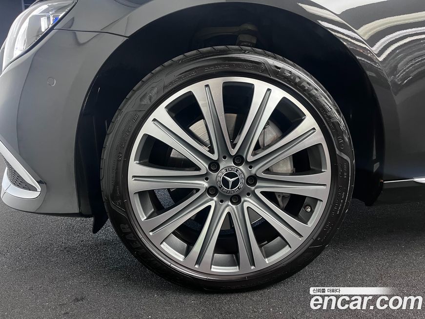 Mercedes-Benz E-Class E350 4MATIC Exclusive, 2023