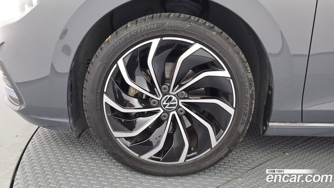 Volkswagen Golf 2.0 TDI Prestige, 2023