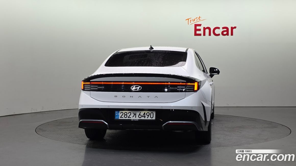Hyundai Sonata 2.0, 2024