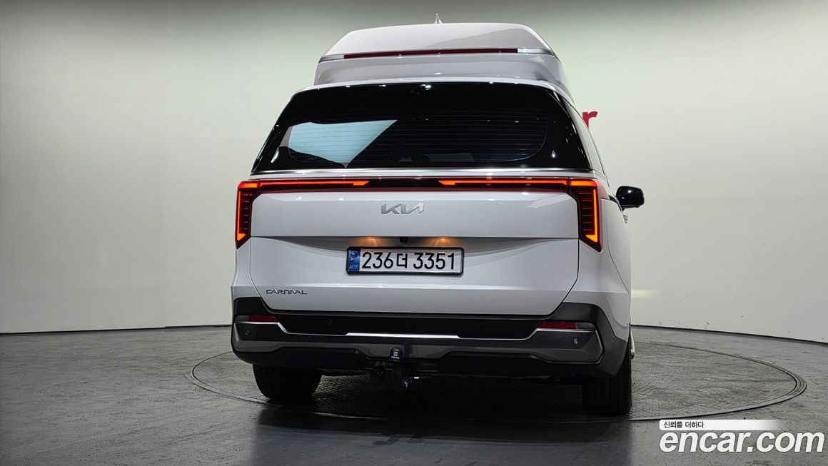 Kia Carnival 9-Seater Hi Limousine (Special Vehicle), 2025