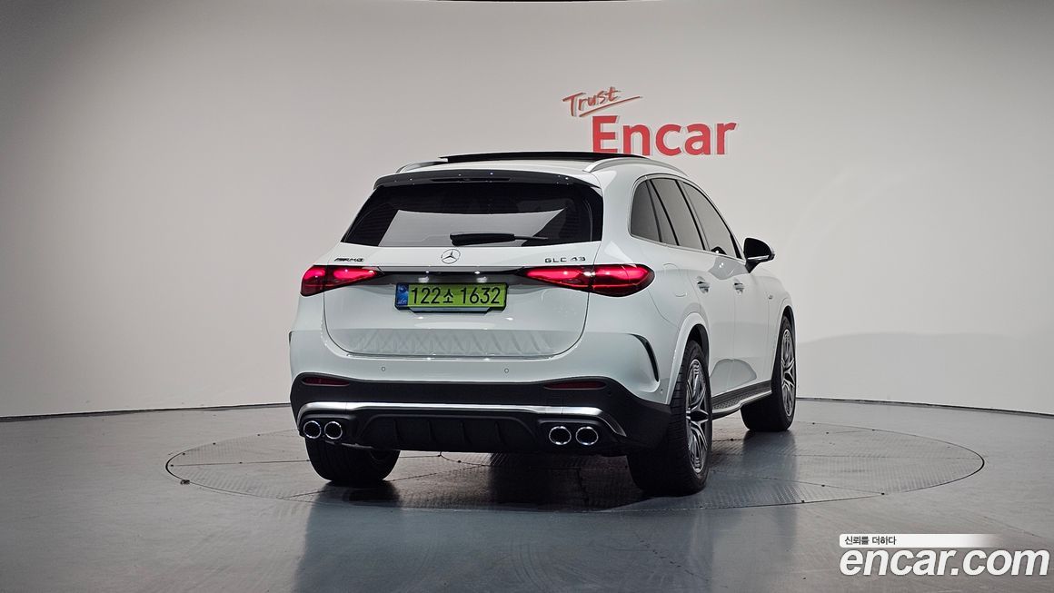 Mercedes-Benz GLC-Class AMG GLC43 4MATIC, 2025